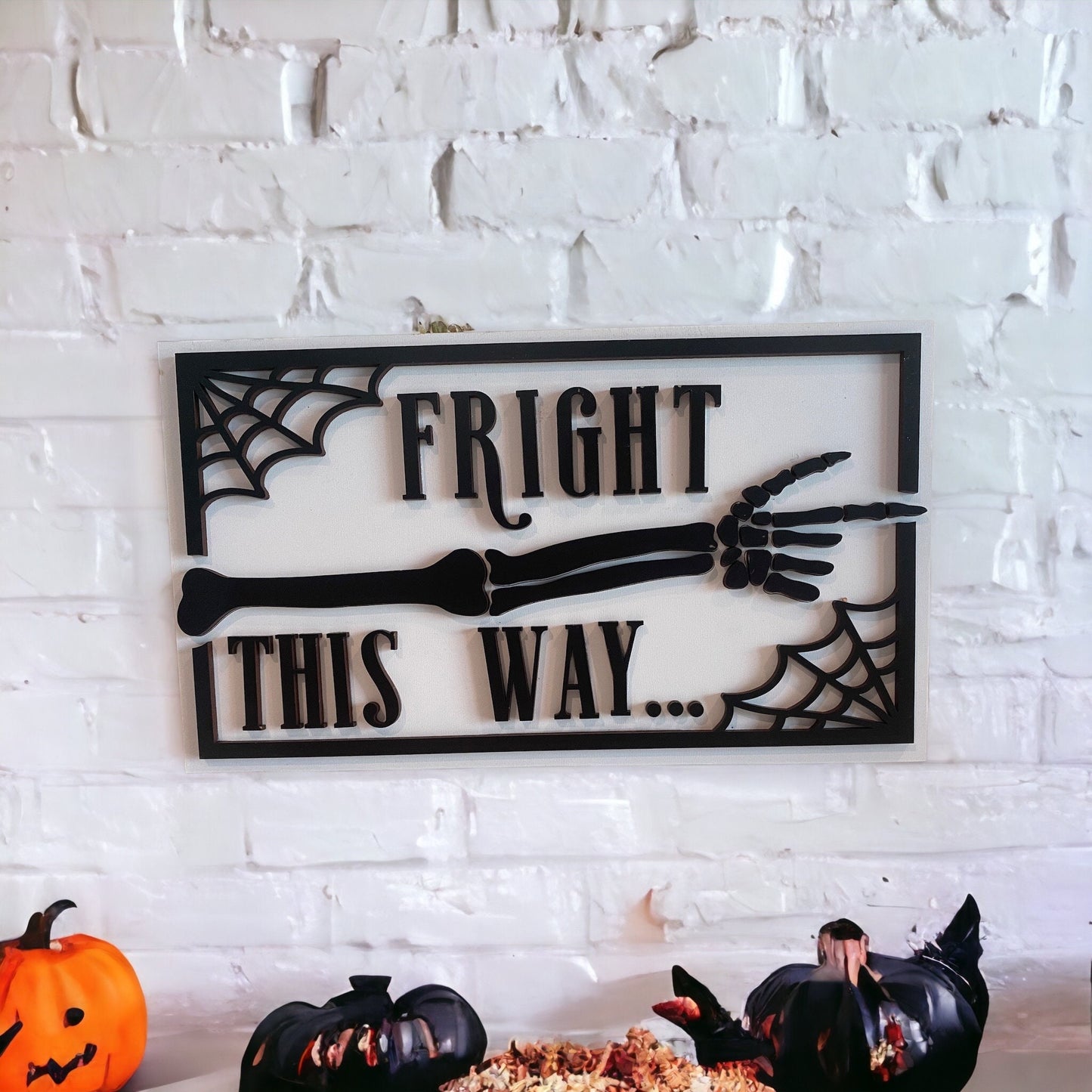 Fright This Way Spooky Halloween Sign